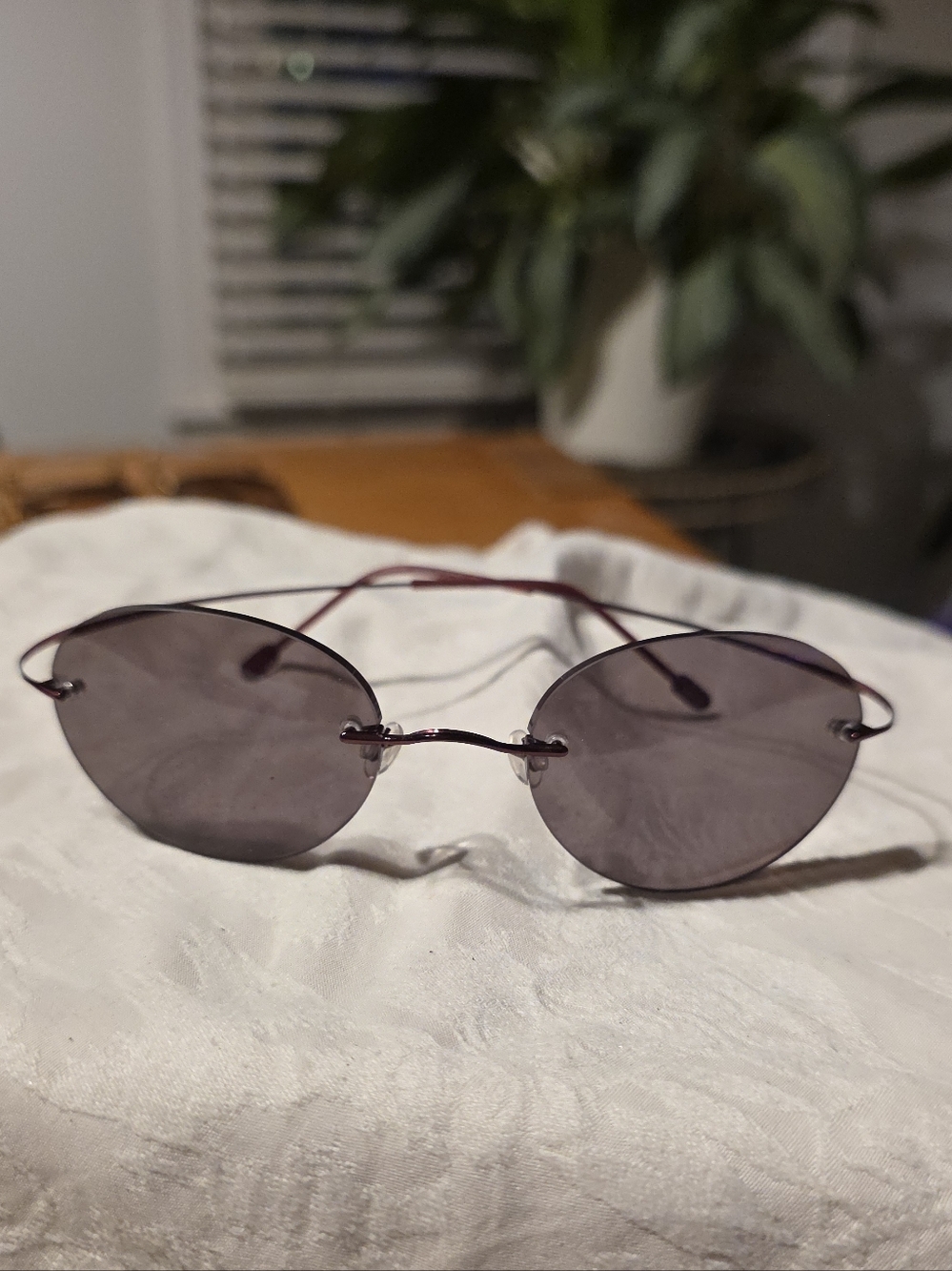 Marchin Rimless Oval Purple Sunglasses for Women